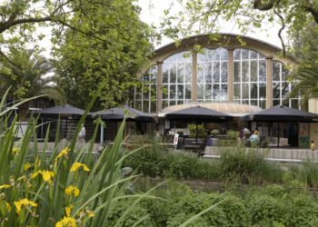Oude Rivièrahal in Diergaarde Blijdorp gaat tijdelijk dicht