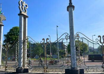 Bezuiniging in Diergaarde Blijdorp: één ingang doordeweeks tijdelijk dicht