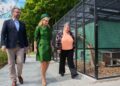 Koningin Máxima opent nieuw gebouw voor exotische dieren in Almere