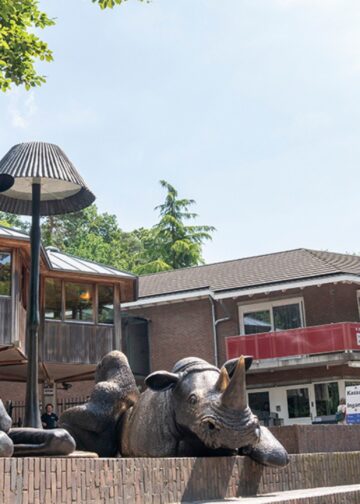 Brandweer met spoed naar Burgers’ Zoo: geen brand, wel veel damp