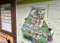 Dierentuin biedt levende dieren te koop aan bij bezoekers
