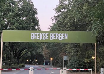 Dierverzorgster gewond aangetroffen in Safaripark Beekse Bergen: traumahelikopter opgeroepen
